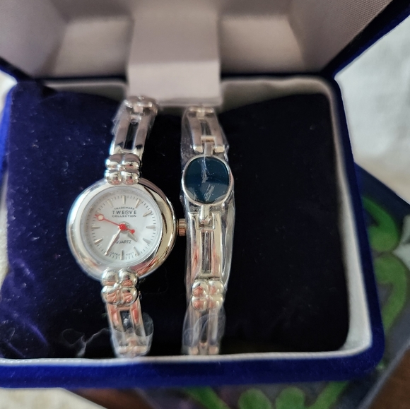 Watch and bracelet set - Picture 5 of 5